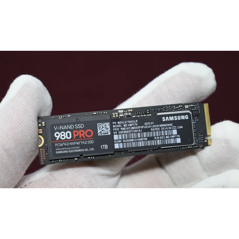 Samsung 980 PRO 1TB PCIe 4.0 NVMe M.2 SSD - Thumbnail 4